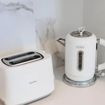 Living | 1br Flat With Ac * פורטו