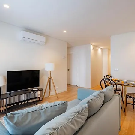 Living | 1br Flat With Ac Apartament *