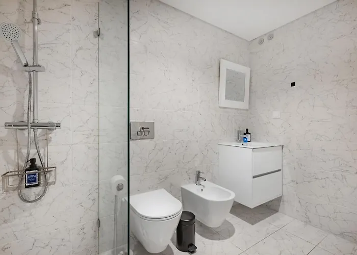 Living | 1br Flat With Ac Appartement Oporto