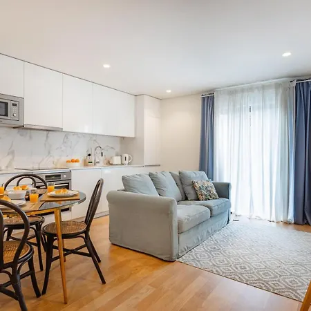 Living | 1br Flat With Ac * بورتو